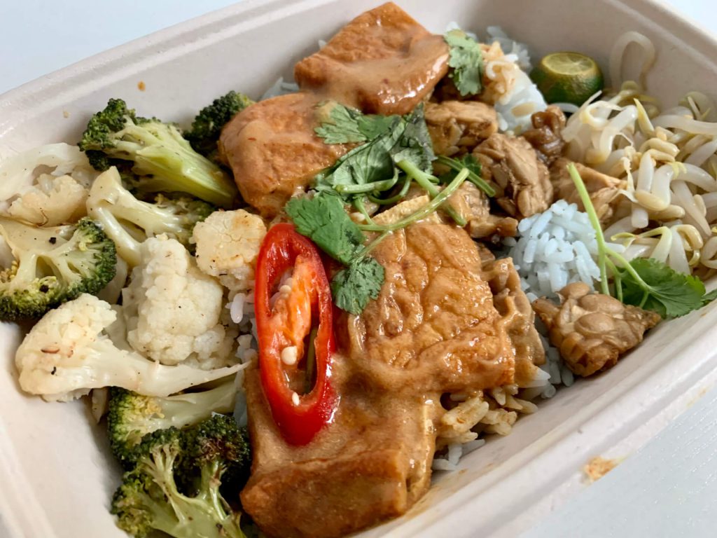 Coconut-Curry Baked Tempeh focus