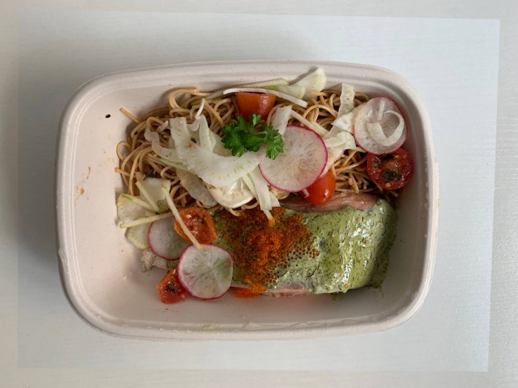 Tobiko Dill Aburi Salmon